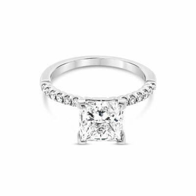 a princess cut diamond engagement ring