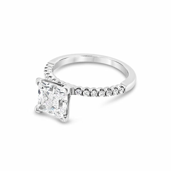 a princess cut diamond engagement ring