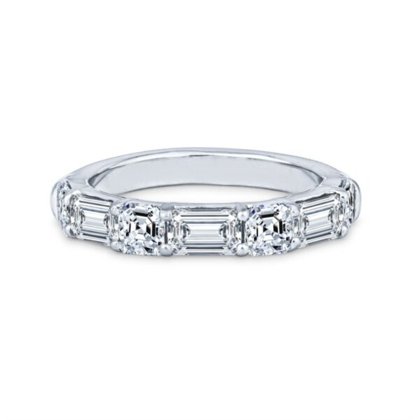 a white gold wedding band with baguetts